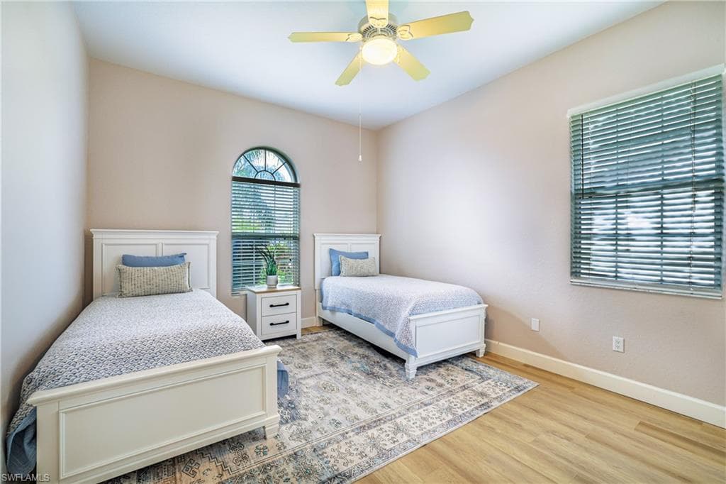 5235 Malvern CT-18