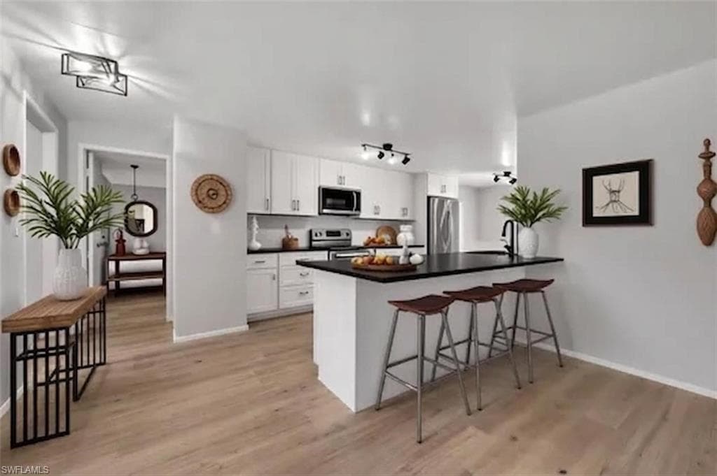225 Pebble Beach CIR-6