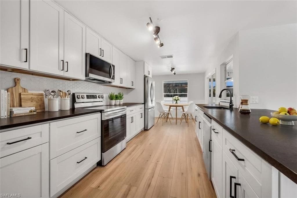 225 Pebble Beach CIR-7