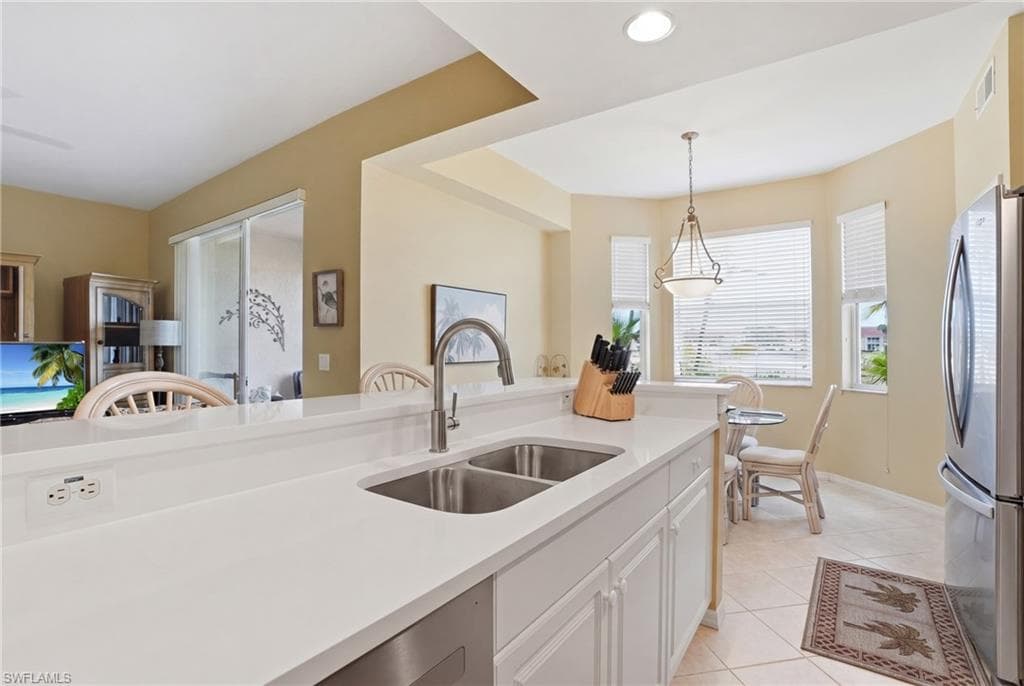2730 Cypress Trace CIR 2812-16