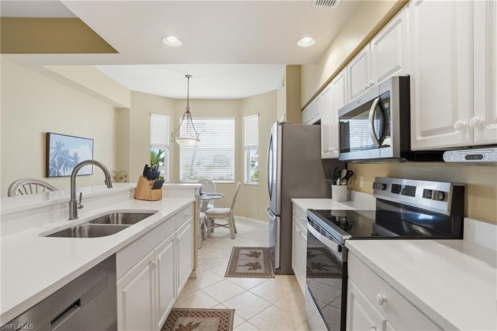 2730 Cypress Trace CIR 2812-2