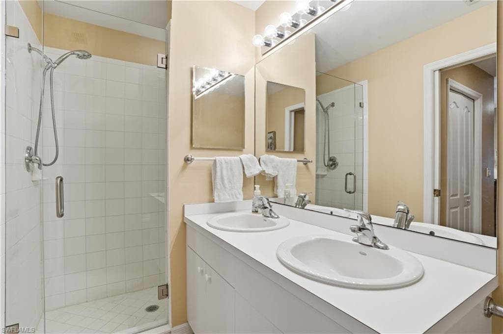 2730 Cypress Trace CIR 2812-23