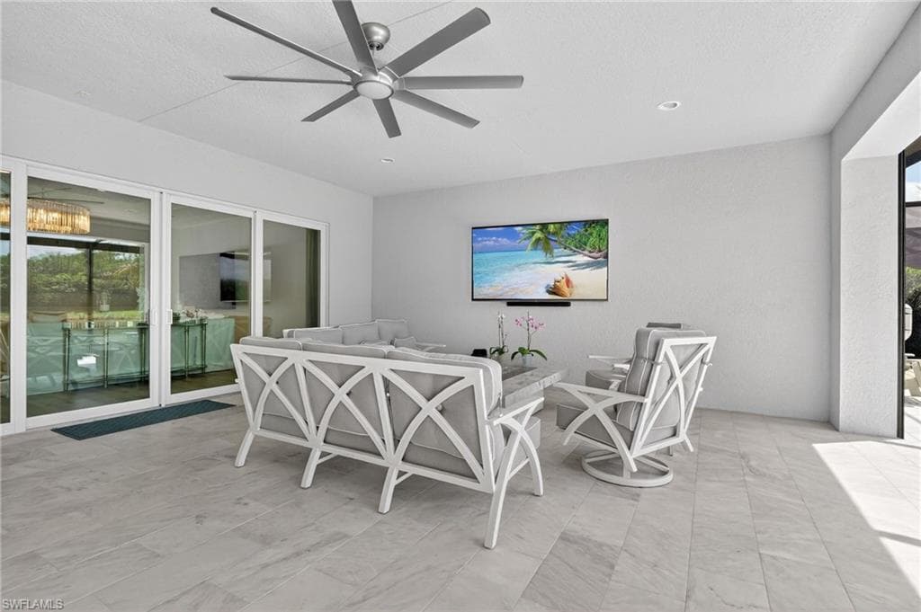 12030 Azalea WAY-31