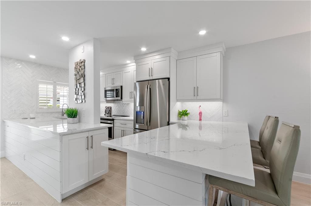 664 Broad AVE S J664-1