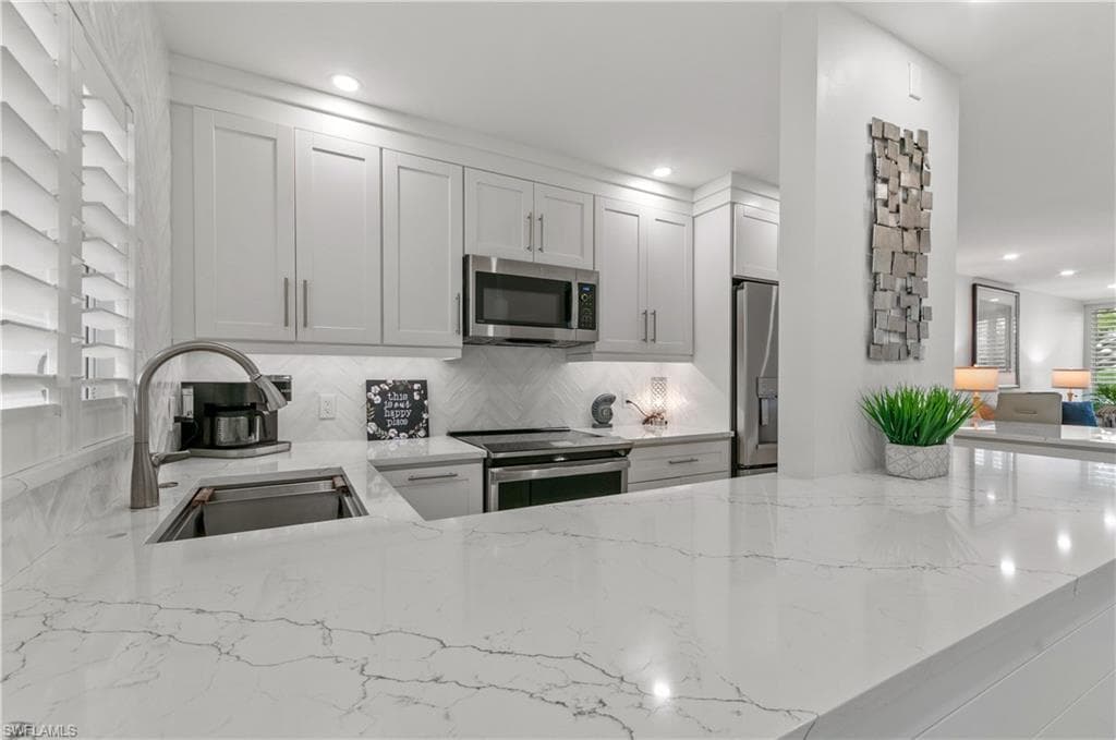 664 Broad AVE S J664-4