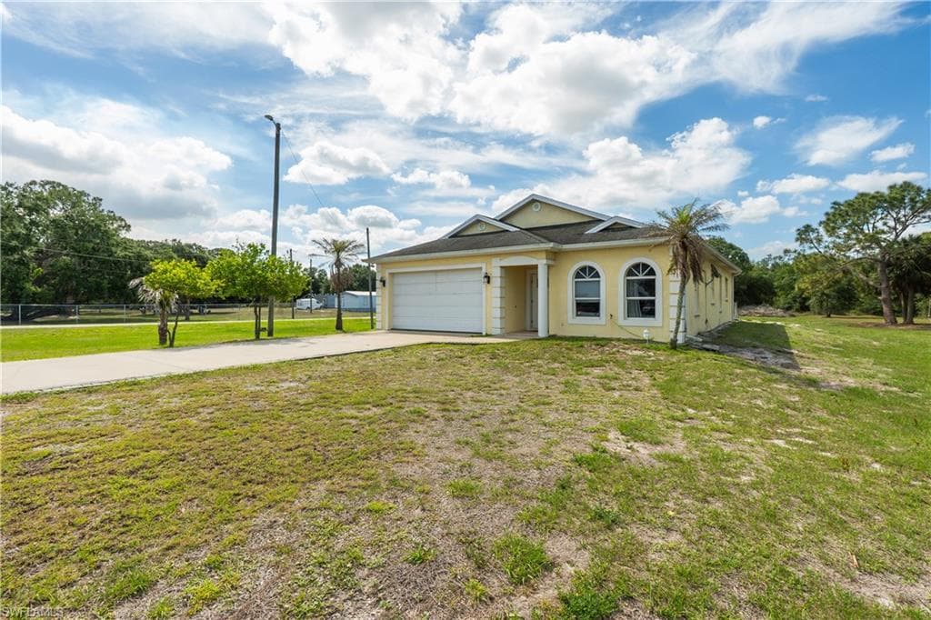 166 Pine Cone AVE-2
