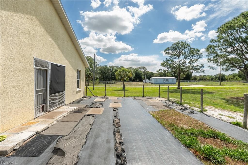 166 Pine Cone AVE-32