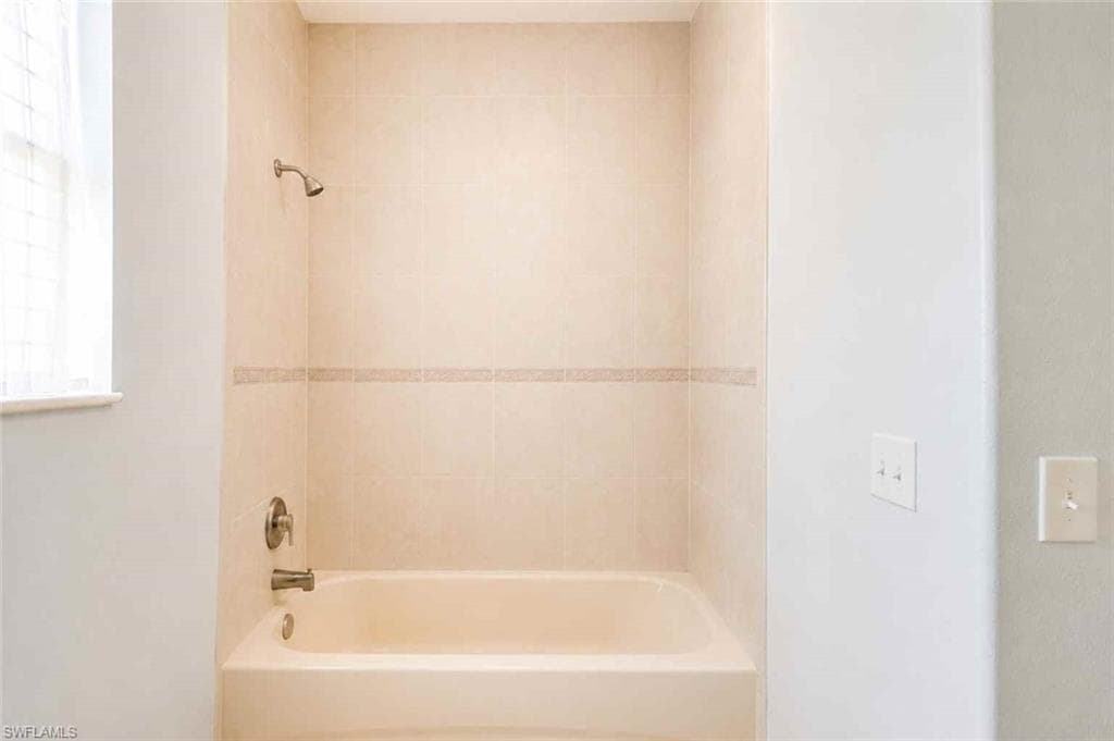 166 Pine Cone AVE-39