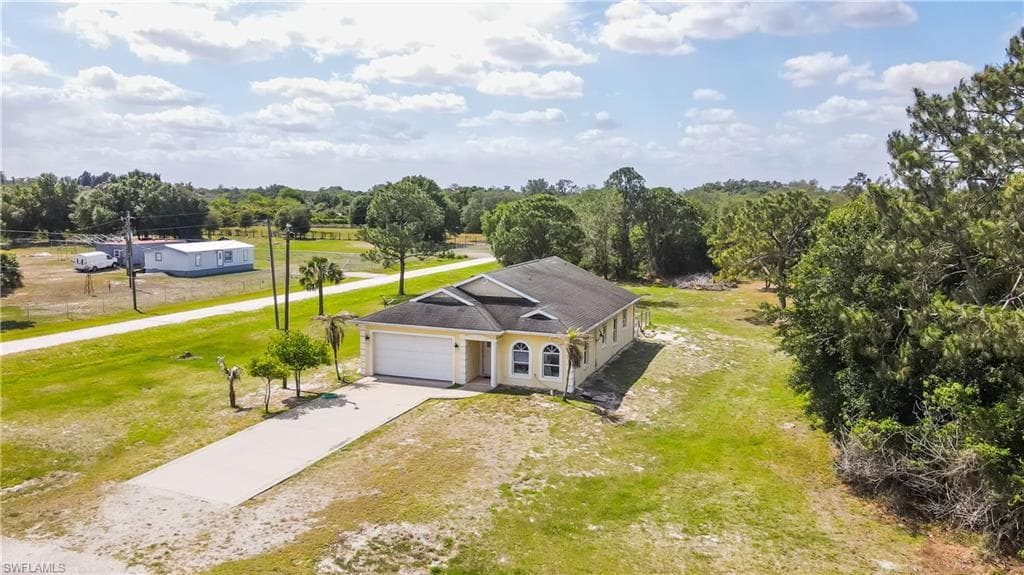 166 Pine Cone AVE-4