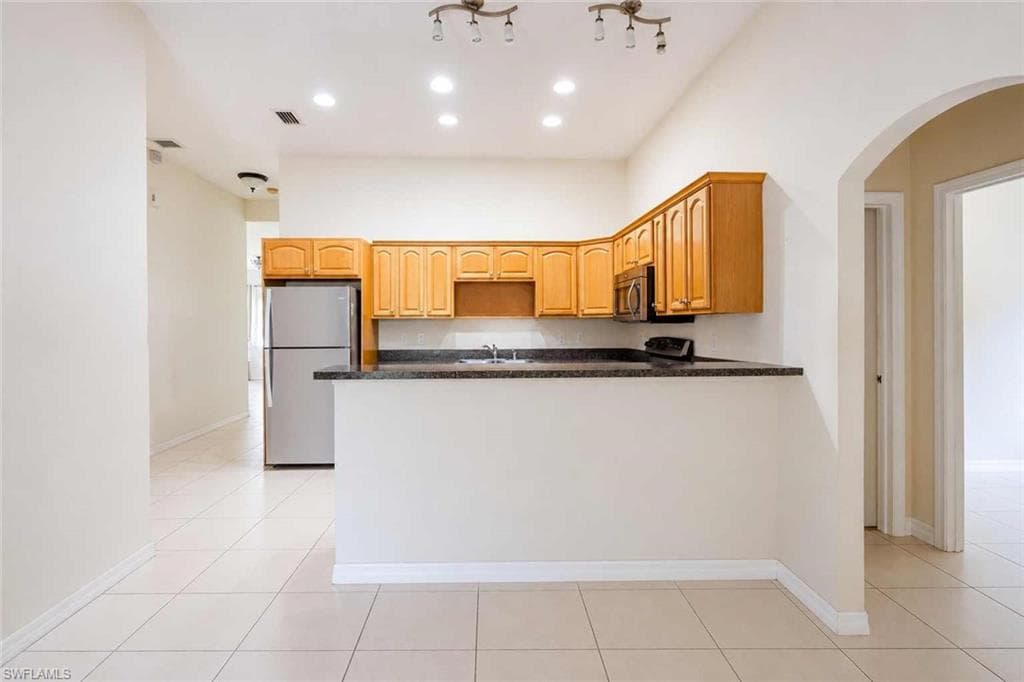 166 Pine Cone AVE-8
