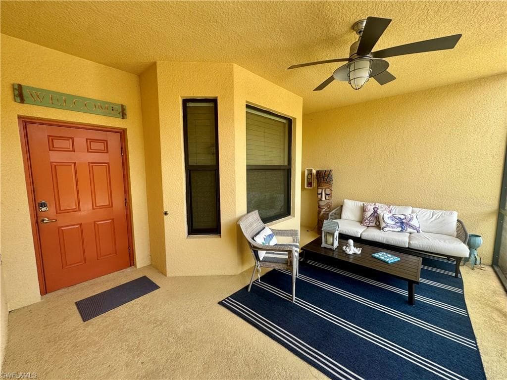 13761 Julias WAY 311-1