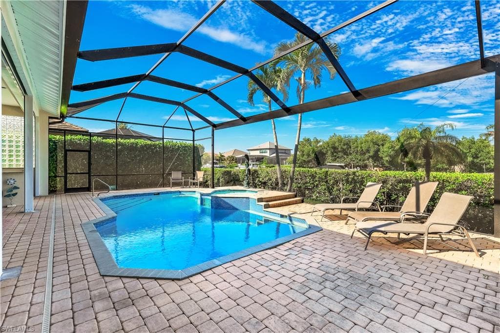15930 Catalpa Cove DR-33