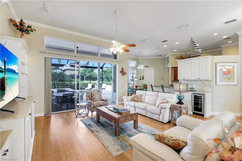 15930 Catalpa Cove DR-8