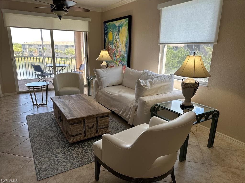 8470 Kingbird LOOP 1050-8