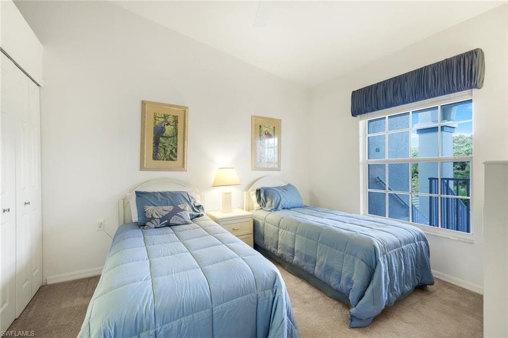 28851 Bermuda Lago CT 304-15