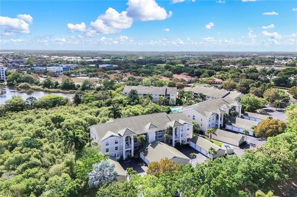 28851 Bermuda Lago CT 304-25