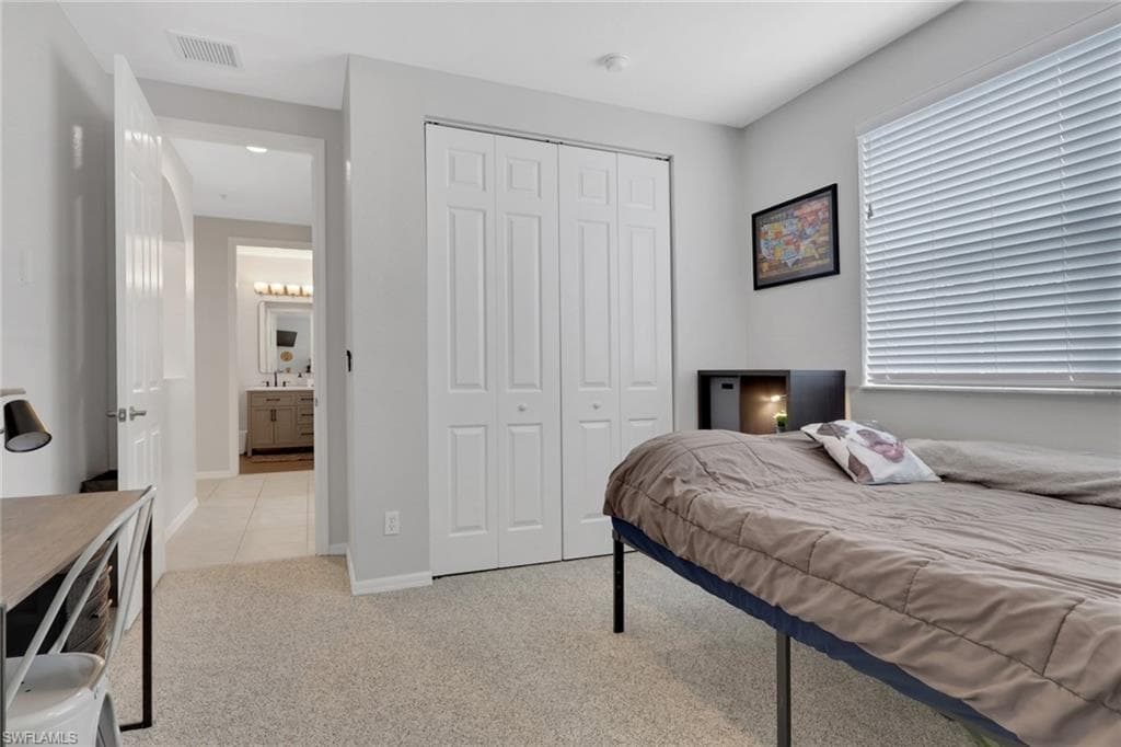 1465 Mariposa CIR 201-22