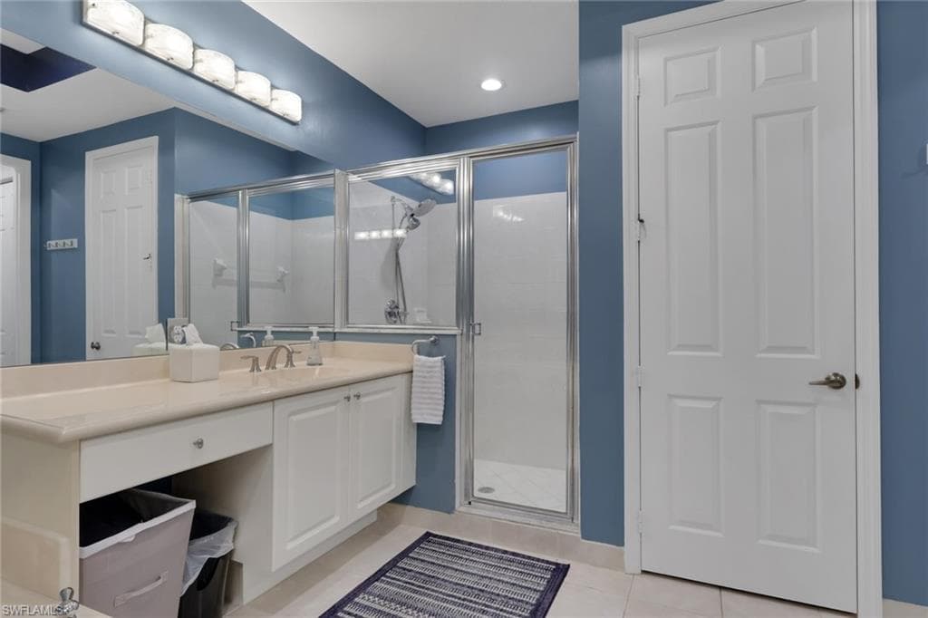 1465 Mariposa CIR 201-13