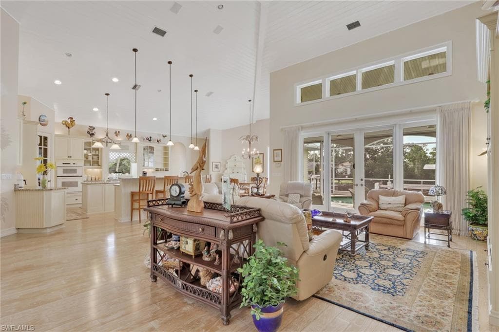 1510 Chesapeake AVE-5