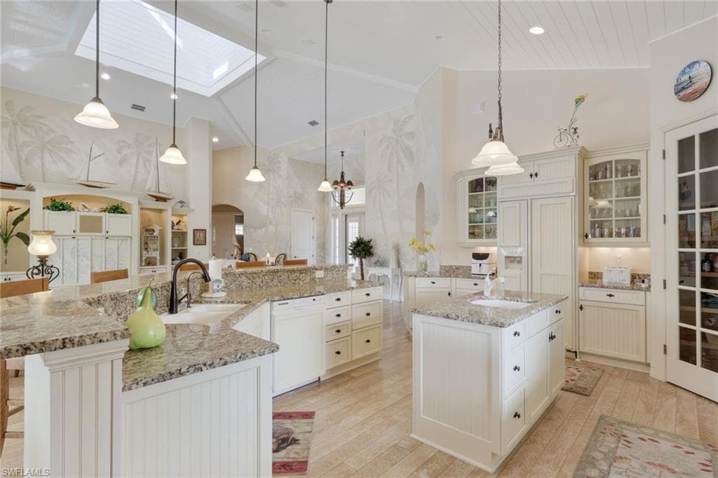 1510 Chesapeake AVE-9