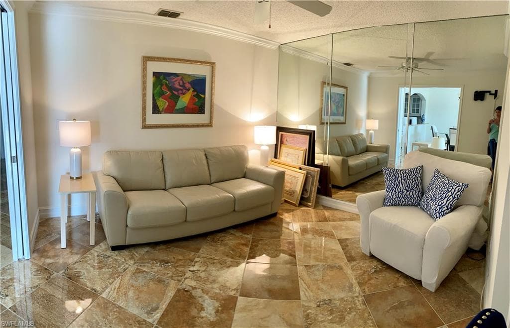 7145 Dennis CIR D-205-12
