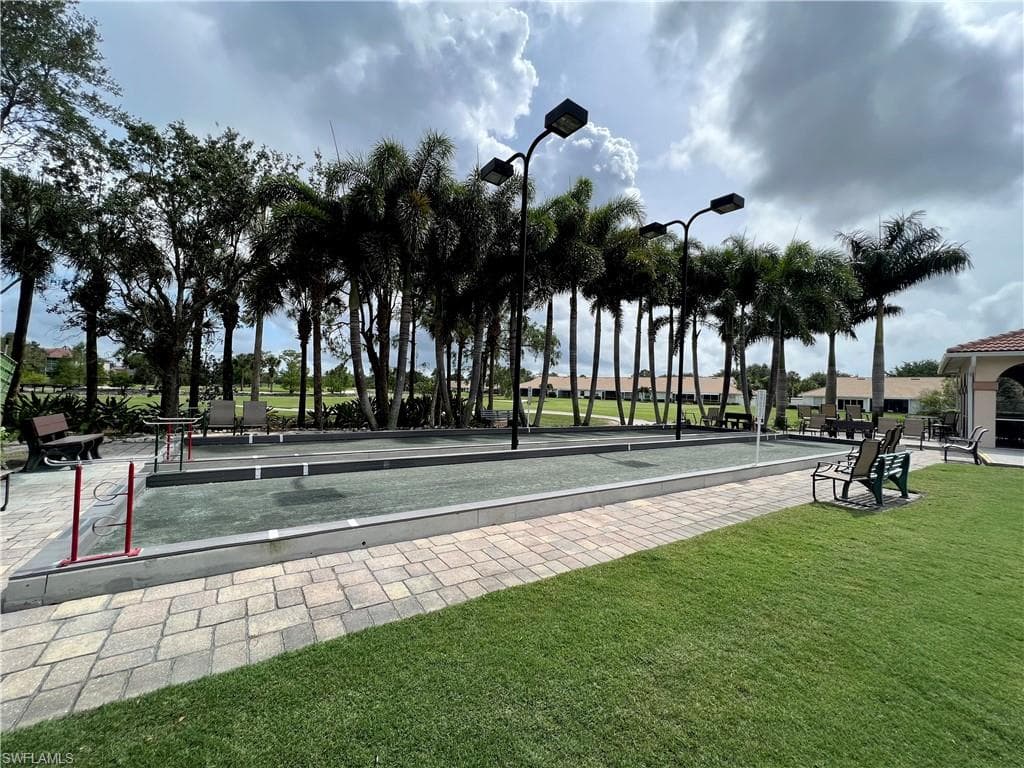 7145 Dennis CIR D-205-27