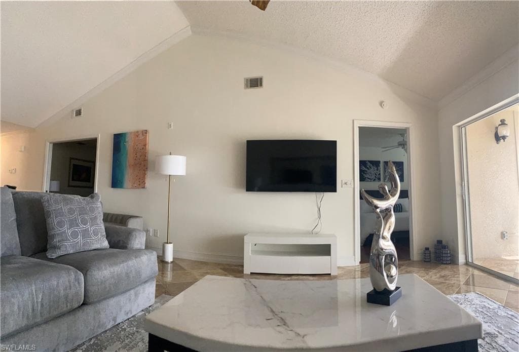 7145 Dennis CIR D-205-4