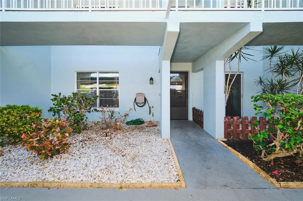 4707 SE 5th AVE 102-5