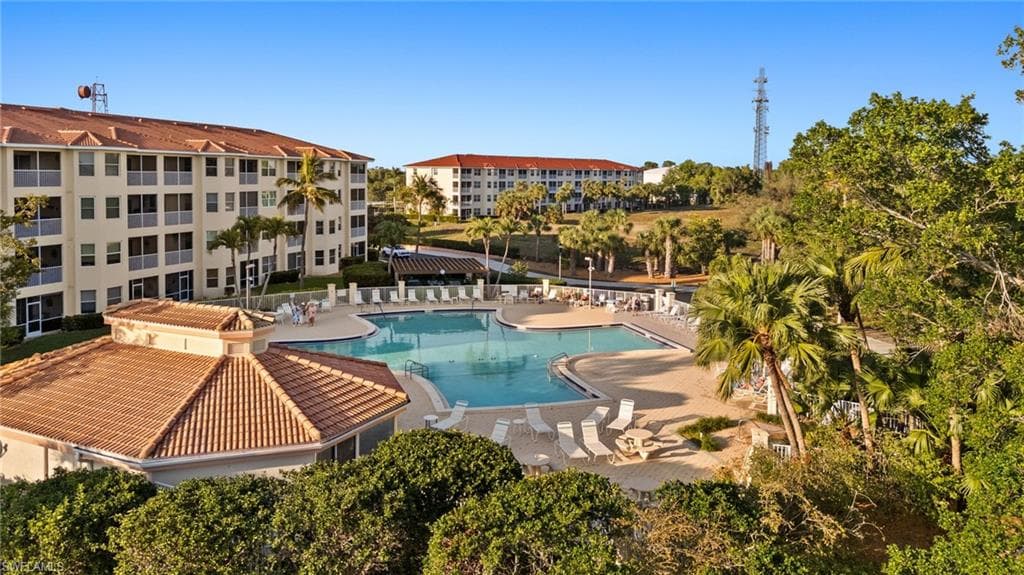 4015 Palm Tree BLVD 304-2