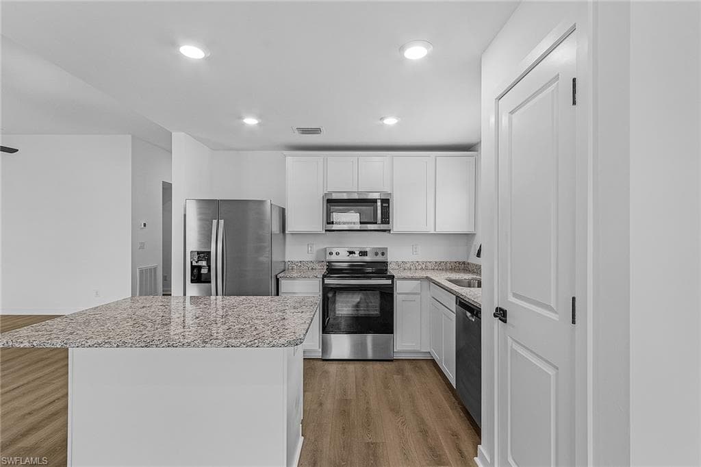 1006 NW 21st TER-2