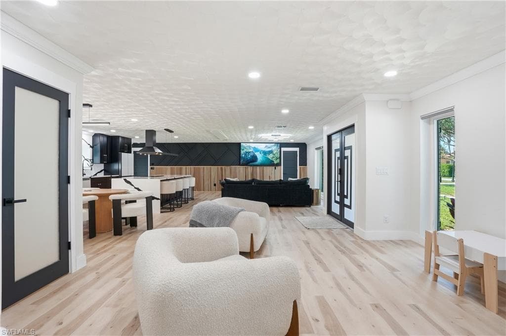 3931 W Riverside DR-14
