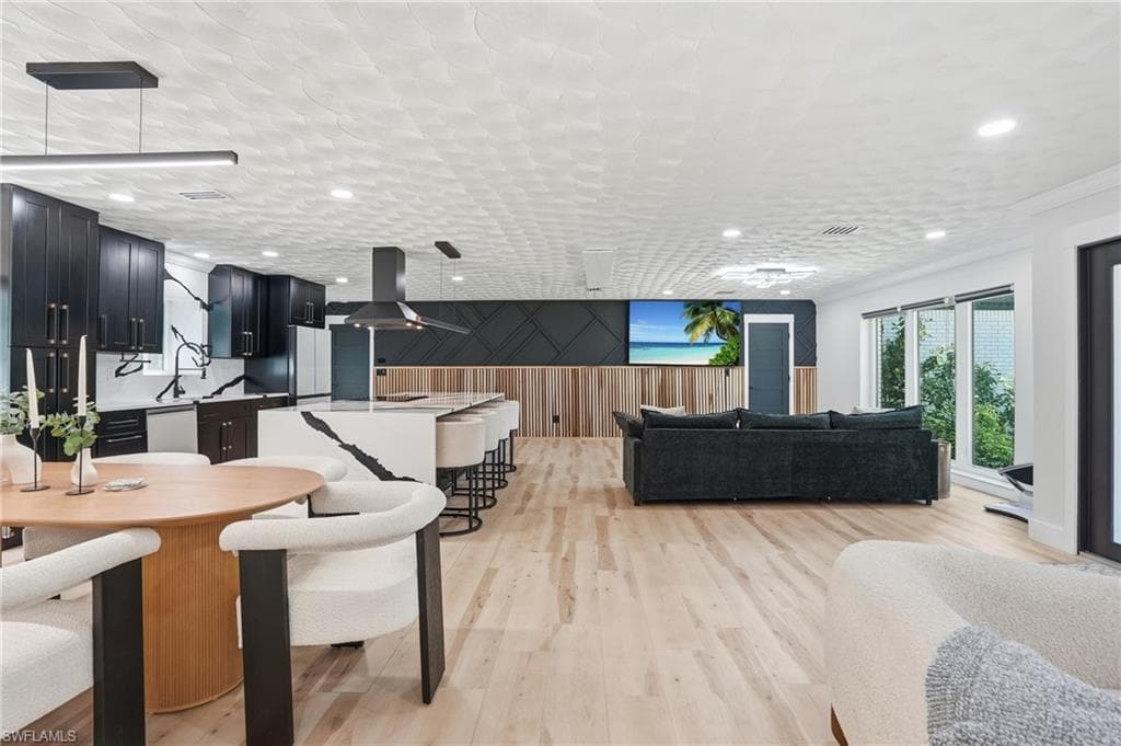3931 W Riverside DR-12
