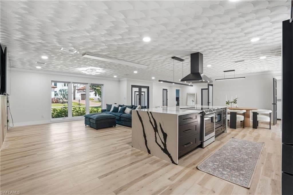 3931 W Riverside DR-8
