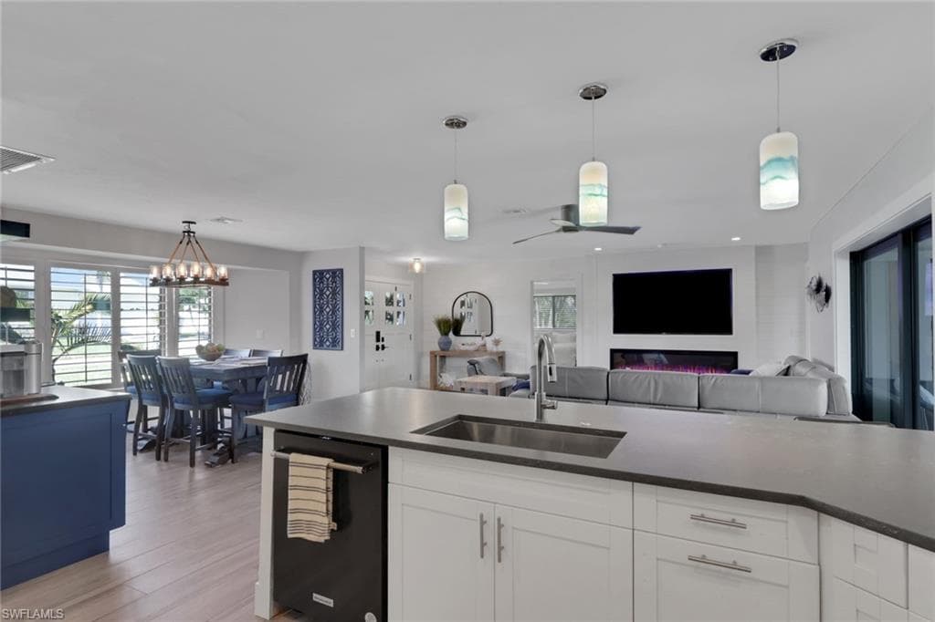27129 Holly LN-15