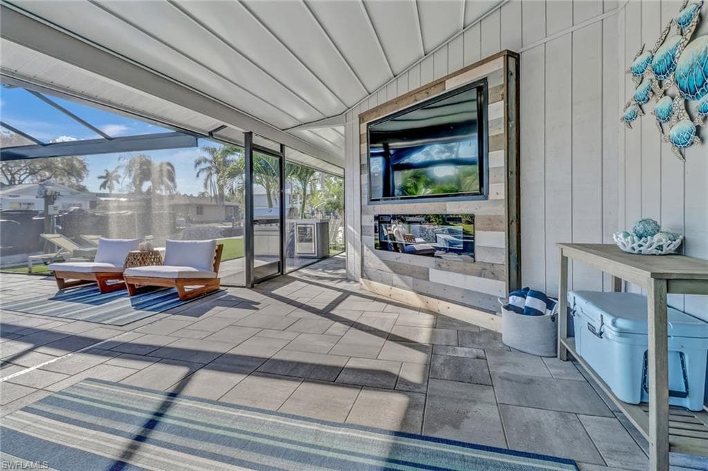27129 Holly LN-29