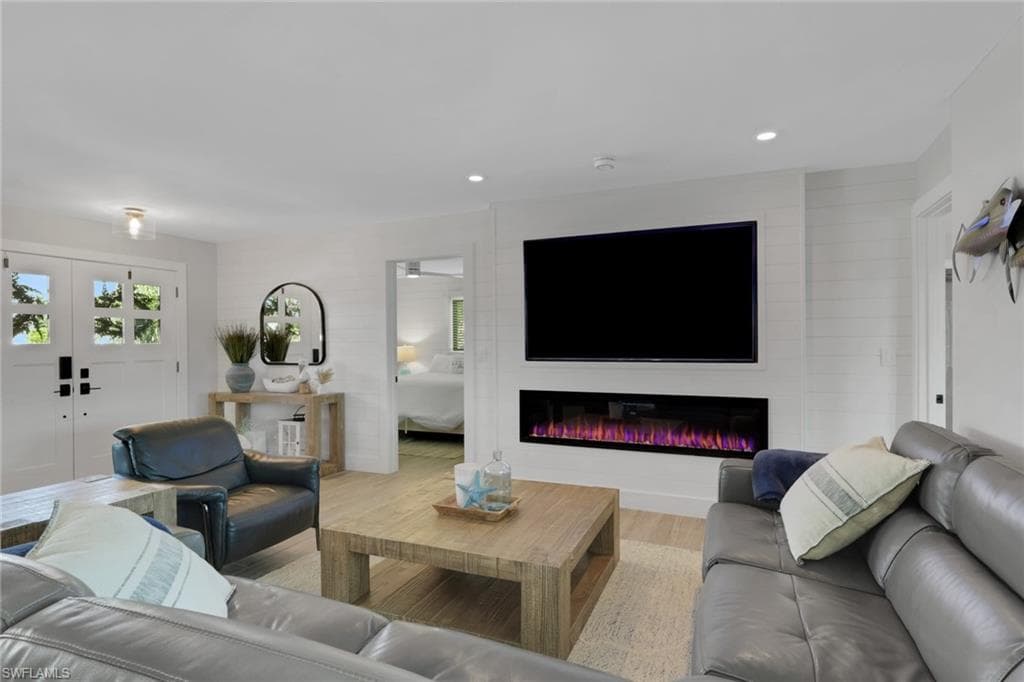 27129 Holly LN-7