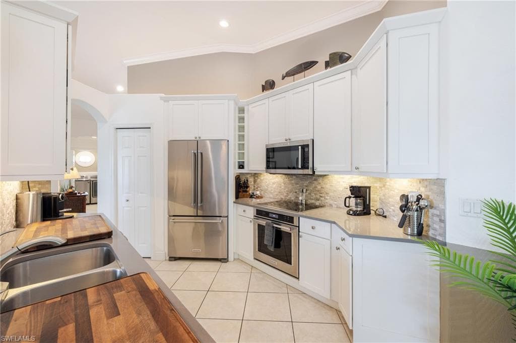 6871 Sterling Greens DR 202-18