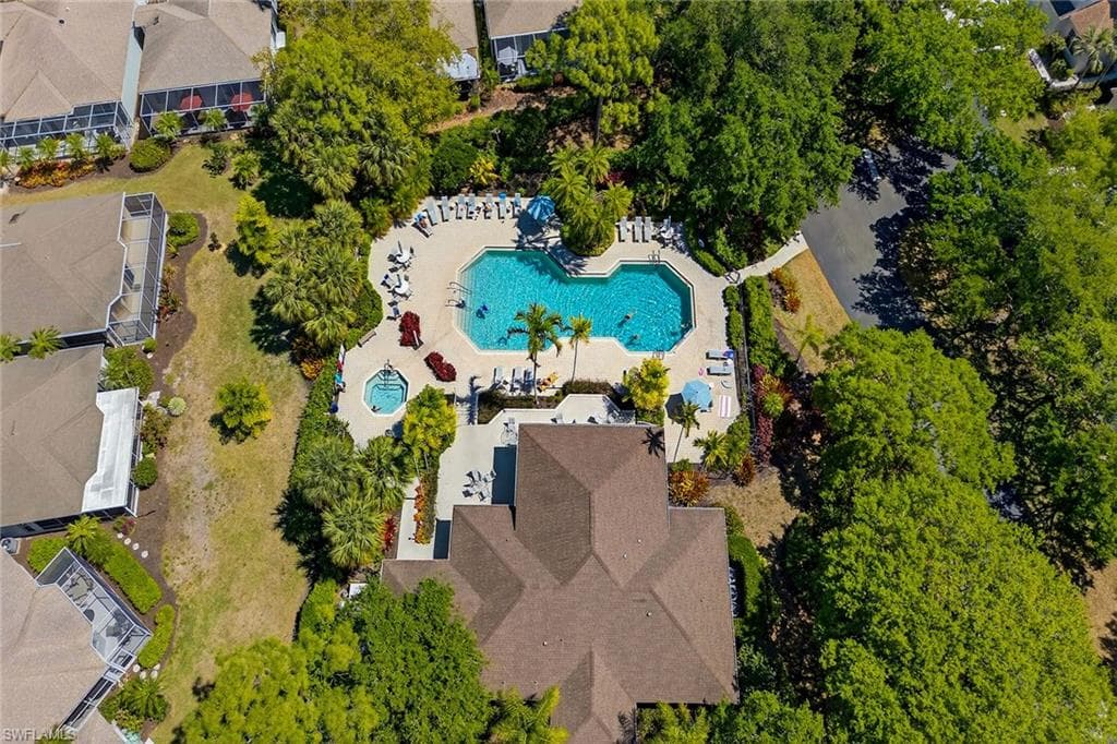 9560 Village View BLVD-43
