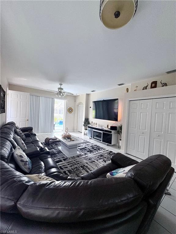 7928 Summer Lake CT-4