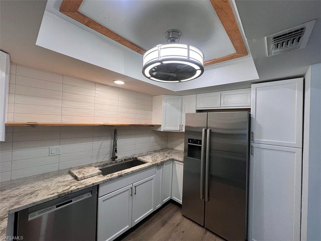 3906 SE 11th PL 606-4