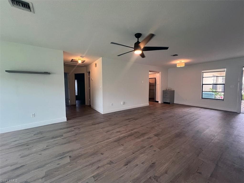 3906 SE 11th PL 606-8