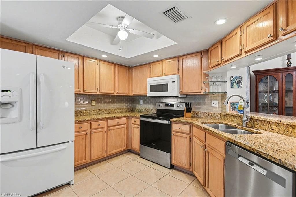 9652 Windsor Gardens LN 203-12