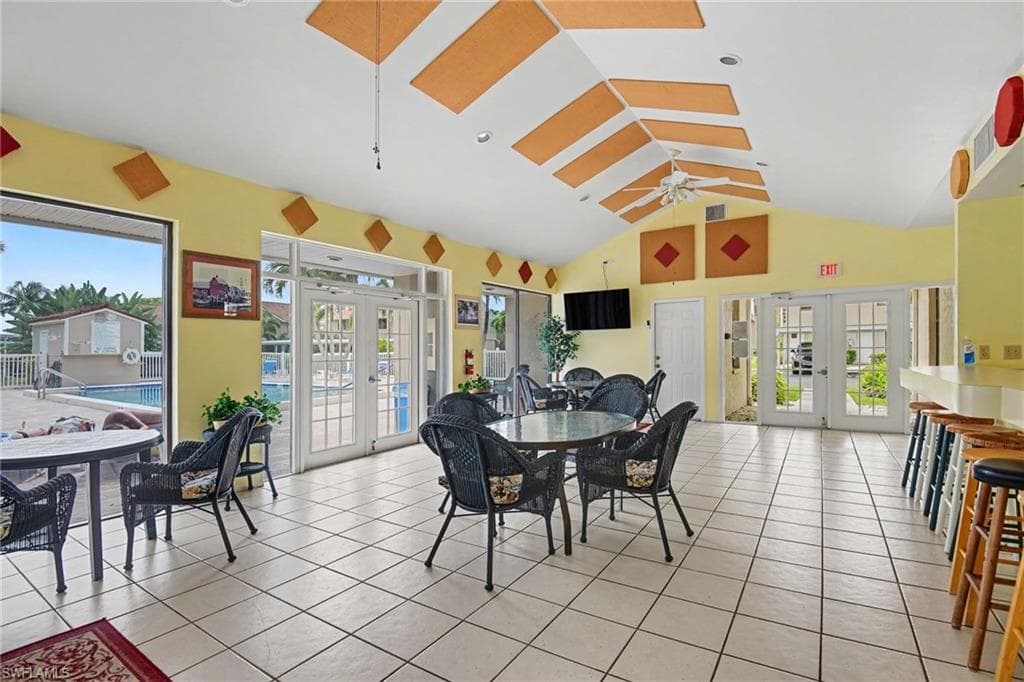 9652 Windsor Gardens LN 203-37