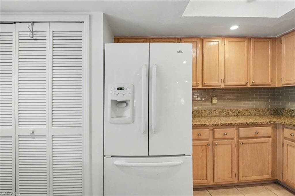 9652 Windsor Gardens LN 203-14
