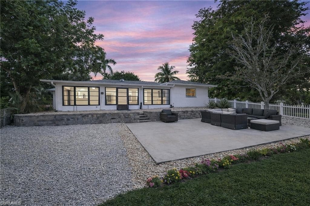 3461 Lakeview DR-3