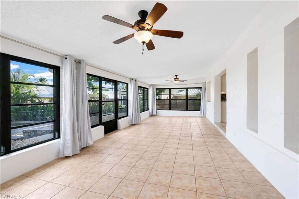 3461 Lakeview DR-20