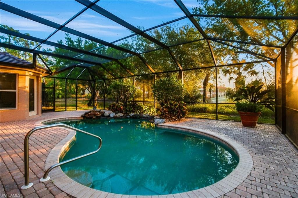4828 Cerromar DR-37