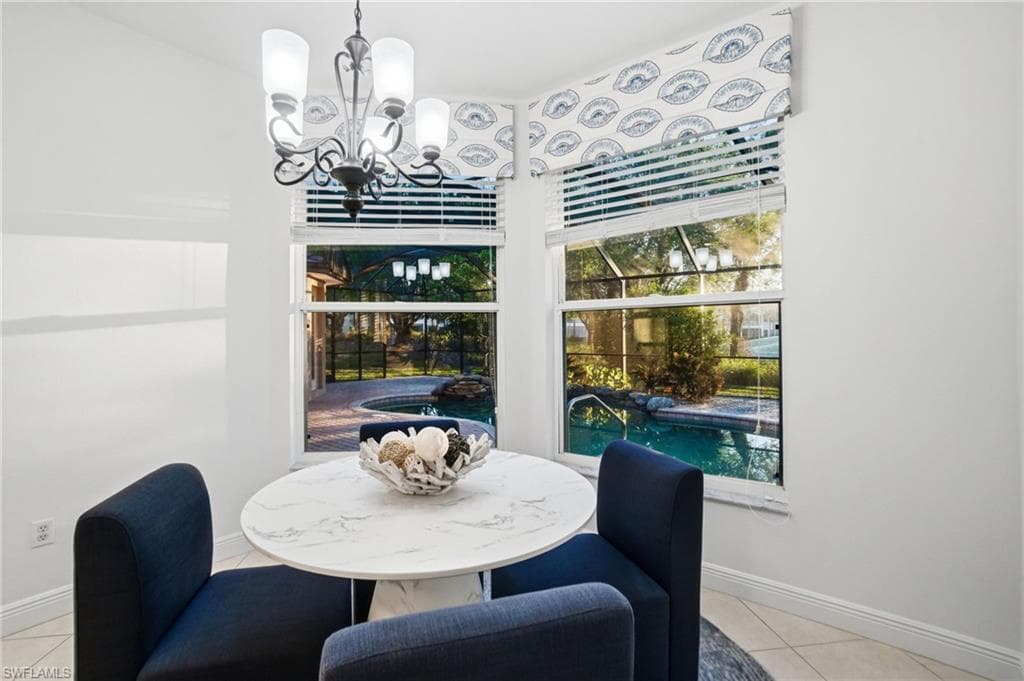 4828 Cerromar DR-18