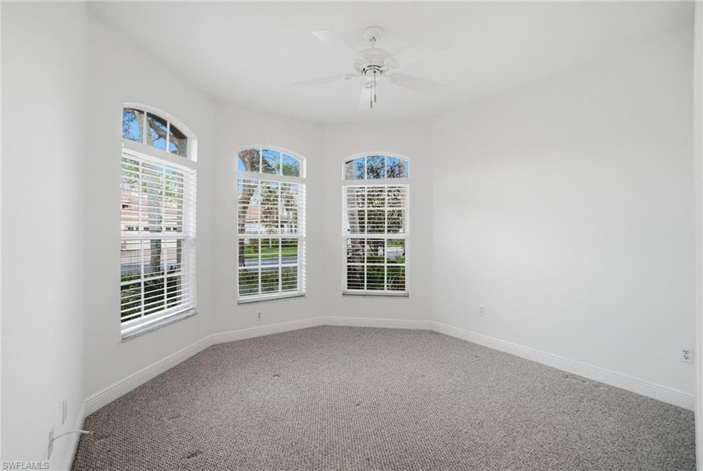 4828 Cerromar DR-30