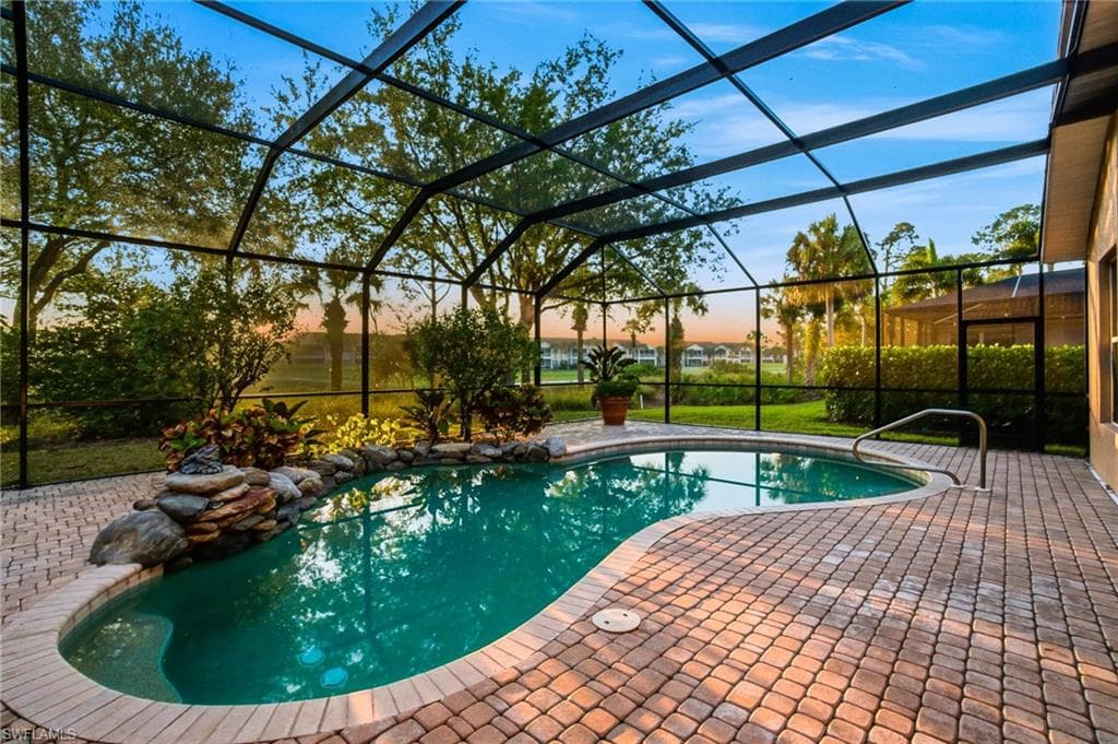 4828 Cerromar DR-38